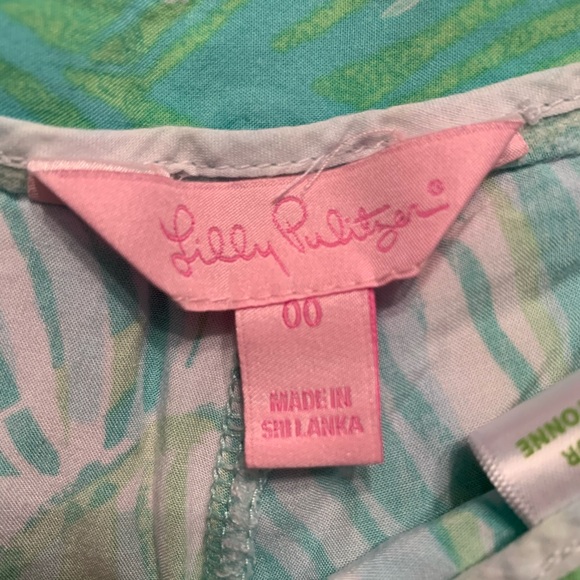 Lilly Pulitzer Jeannine Shorts - Picture 3 of 5